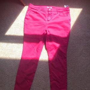 Old Navy Rockstar Skinny Jeans NWOT